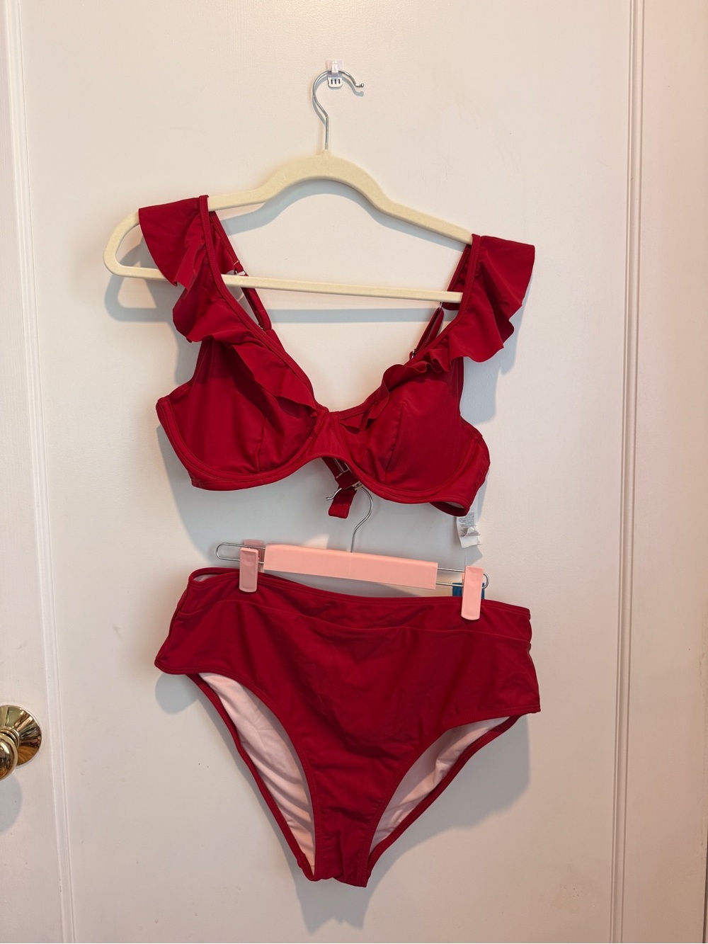 Cupshe Crimson Ruffle Underwire Bikini Set